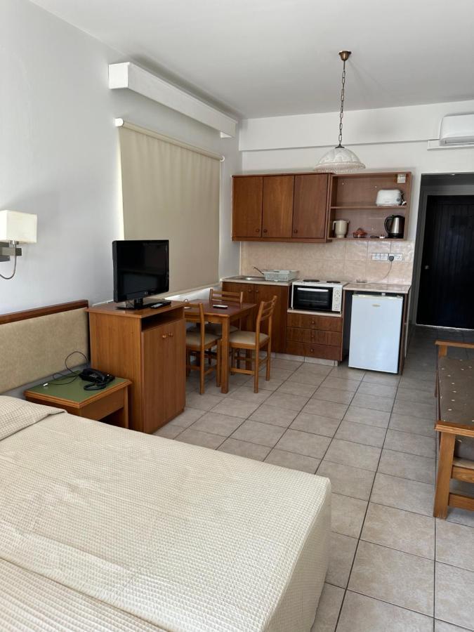 Panas Villas Ayia Napa Exterior photo
